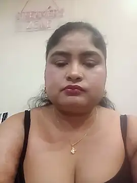 Snapshot of hornyriyanka chatting on 06-27-26, 03:00 hornyriyanka online show from 06-27-26, 03:00
