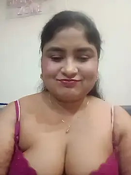 Snapshot of hornyriyanka chatting on 06-30-26, 03:07 hornyriyanka online show from 06-30-26, 03:07