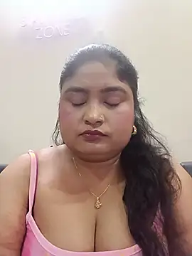 Snapshot of hornyriyanka chatting on 07-05-26, 05:25 hornyriyanka online show from 07-05-26, 05:25