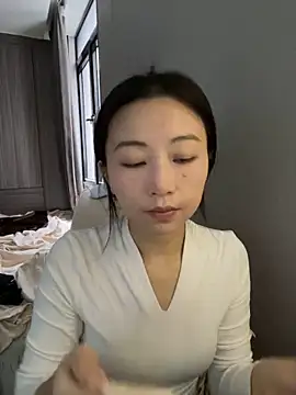 haiyan125216 online show from 10-28-25, 06:28