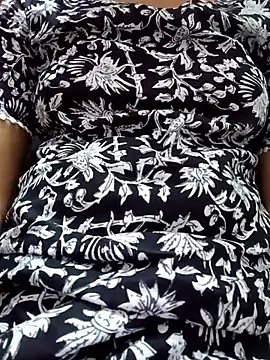 kittu0987 online show from 04-08-26, 01:44