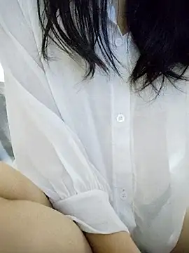 Snapshot of Maria2299 chatting on 06-17-26, 03:24 Maria2299 online show from 06-17-26, 03:24