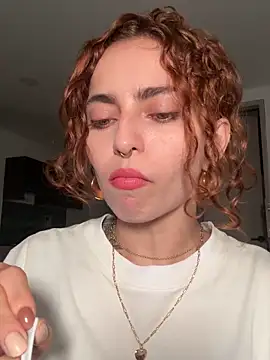 imhelena online show from 01-06-26, 11:51