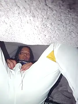 Snapshot of uratre chatting on 01-10-26, 09:00 uratre online show from 01-10-26, 09:00