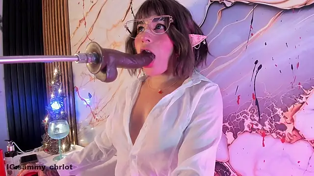 Snapshot of Sammy_charlot chatting on 12-17-25, 09:10 Sammy charlot online show from 12-17-25, 09:10