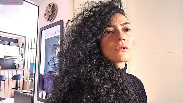 Snapshot of Koral369 chatting on 06-17-26, 06:42 Koral369 online show from 06-17-26, 06:42
