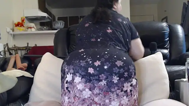 Snapshot of Juicy_Julie469 chatting on 03-24-26, 03:50 Juicy Julie469 online show from 03-24-26, 03:50