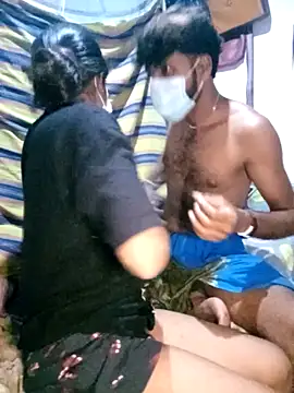 Snapshot of BabyHansi chatting on 11-08-25, 05:23 BabyHansi online show from 11-08-25, 05:23