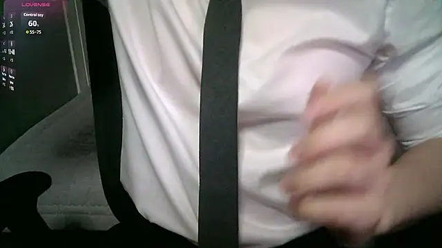 111owo111 online show from 05-25-26, 12:22