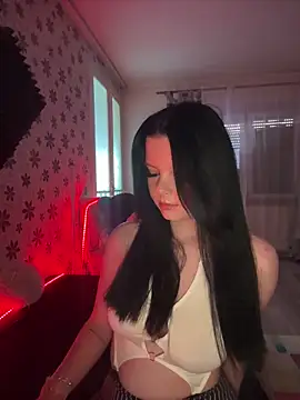 Snapshot of Mihadttraf chatting on 03-15-26, 02:56 Mihadttraf online show from 03-15-26, 02:56