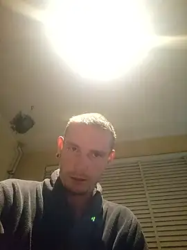 piercingpik online show from 01-12-26, 10:37