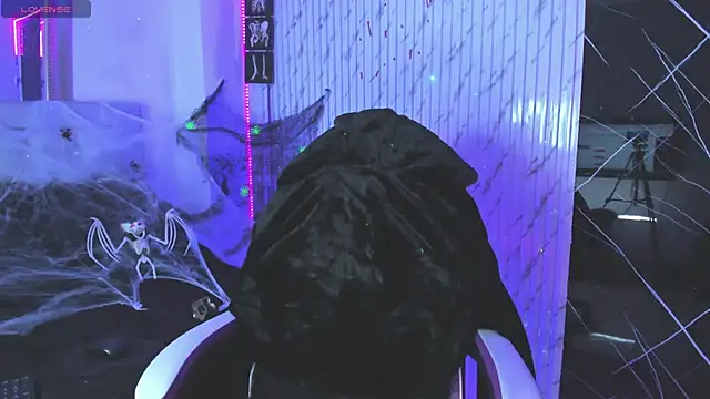 chloe jacksonn online show from 11-05-25, 12:21