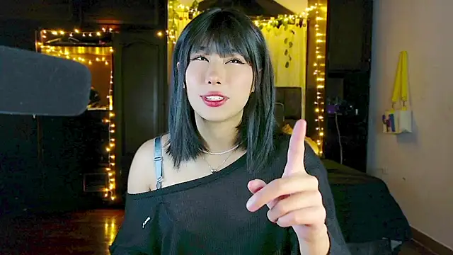 Snapshot of Shisuku_Sophi chatting on 02-12-26, 05:35 Shisuku Sophi online show from 02-12-26, 05:35