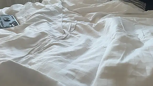 Snapshot of mandpik chatting on 07-20-26, 01:24 mandpik online show from 07-20-26, 01:24