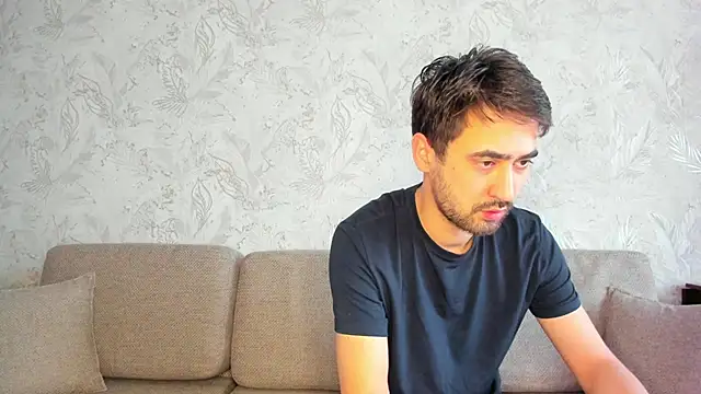 sophywhisper online show from 01-14-26, 06:19