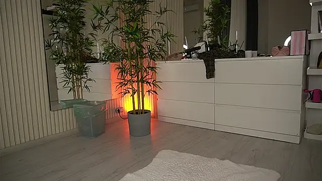 EmmaBlanco online show from 04-06-26, 05:19