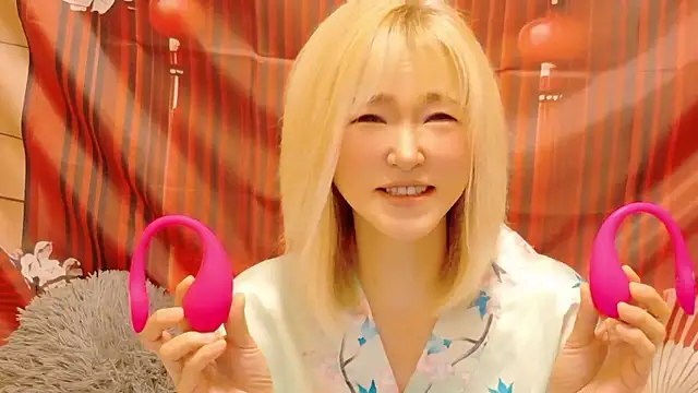 Snapshot of kimagure-fu- chatting on 07-14-26, 08:03 kimagure-fu- online show from 07-14-26, 08:03