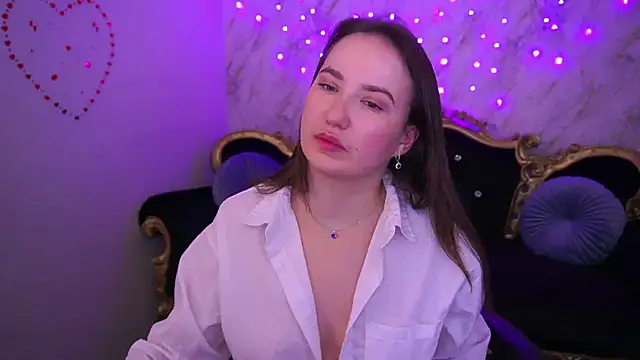 Snapshot of SofieBloom chatting on 02-28-26, 11:17 SofieBloom online show from 02-28-26, 11:17