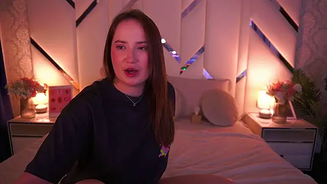 SofieBloom online show from 05-17-26, 10:39