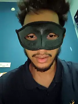 Snapshot of SassyWildCouple chatting on 09-08-25, 03:00 SassyWildCouple online show from 09-08-25, 03:00