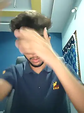 Snapshot of SassyWildCouple chatting on 09-27-25, 04:56 SassyWildCouple online show from 09-27-25, 04:56