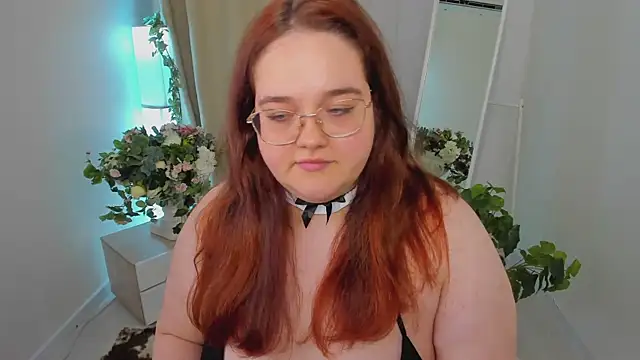 Neko Moor online show from 09-09-25, 08:41