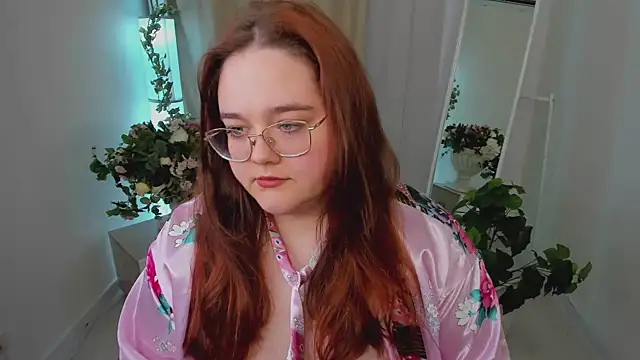 Neko Moor online show from 09-12-25, 08:53