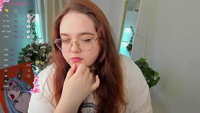 Neko Moor online show from 11-18-25, 08:35