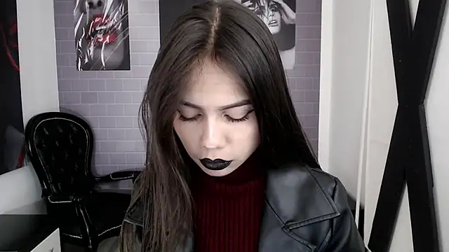 Snapshot of aleesha_cameron02 chatting on 10-27-25, 12:09 aleesha cameron02 online show from 10-27-25, 12:09