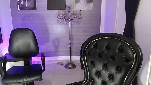 Snapshot of aleesha_cameron02 chatting on 01-17-26, 07:17 aleesha cameron02 online show from 01-17-26, 07:17