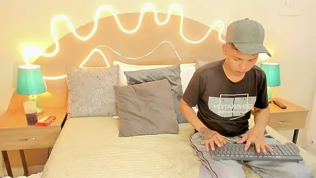 Enrrixxx  online show from 11-09-25, 12:31