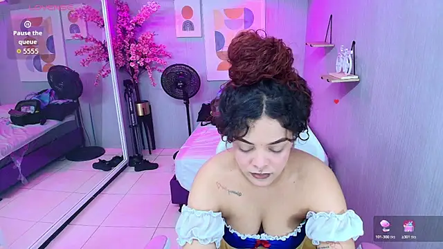 Maggy t18 online show from 04-18-26, 03:32