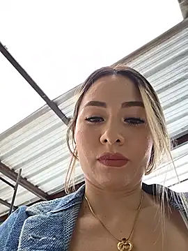 Snapshot of Natasanz chatting on 05-16-26, 07:45 Natasanz online show from 05-16-26, 07:45