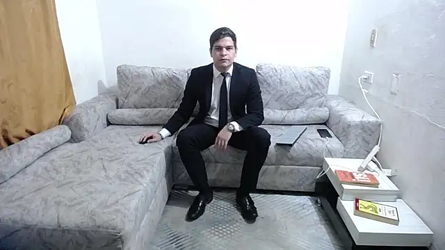 Victor Maitland online show from 03-10-26, 04:06