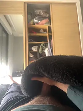 Snapshot of Mbidee chatting on 02-22-26, 12:26 Mbidee online show from 02-22-26, 12:26