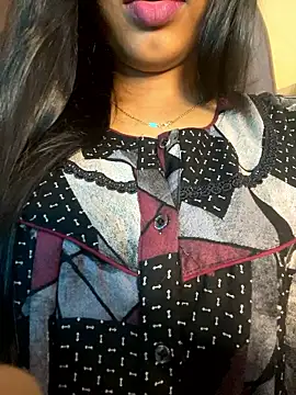 Snapshot of its_ur_flora chatting on 01-11-26, 08:47 its ur flora online show from 01-11-26, 08:47