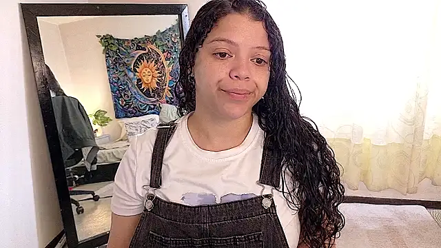 Snapshot of Amanda_sweet chatting on 06-22-26, 02:14 Amanda sweet online show from 06-22-26, 02:14