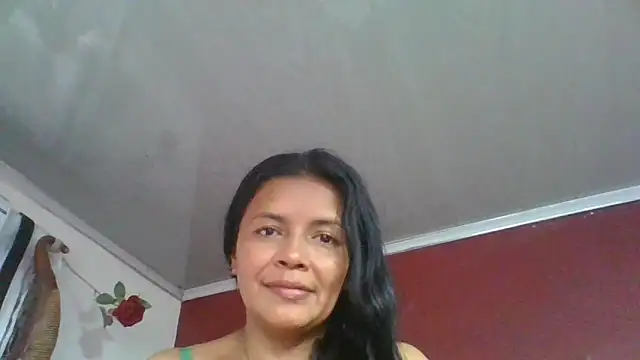 Snapshot of DianaOchoa_ chatting on 05-08-26, 07:30 DianaOchoa online show from 05-08-26, 07:30