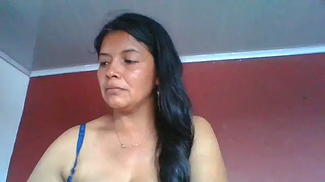Snapshot of DianaOchoa_ chatting on 06-11-26, 08:07 DianaOchoa online show from 06-11-26, 08:07