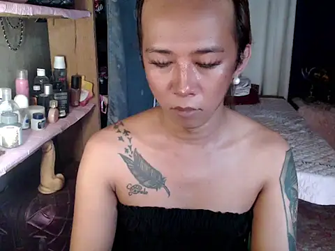 Snapshot of letsplaybeb chatting on 06-17-26, 04:04 letsplaybeb online show from 06-17-26, 04:04