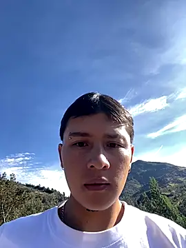 Snapshot of Archie-Davis chatting on 10-24-25, 12:56 Archie-Davis online show from 10-24-25, 12:56