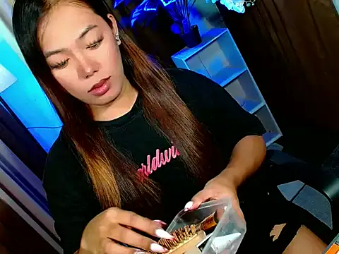 bigfattycocksonya27 online show from 02-04-26, 10:21