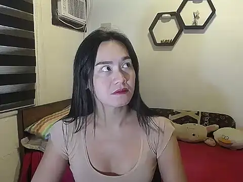 Snapshot of Angel22389 chatting on 06-26-26, 05:23 Angel22389 online show from 06-26-26, 05:23