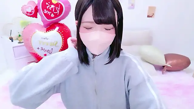 Snapshot of Anzu_xx chatting on 02-13-26, 12:06 Anzu xx online show from 02-13-26, 12:06