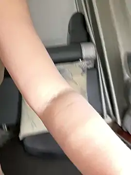 meiiijr55 online show from 03-20-26, 04:06