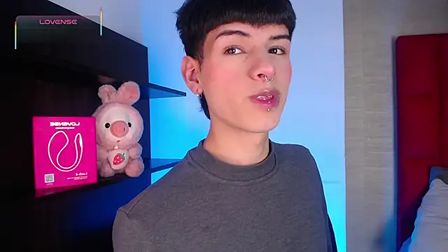 Ezra Storm online show from 01-07-26, 04:37