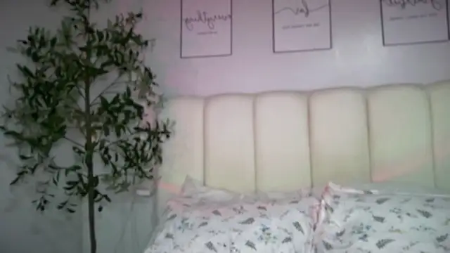 Snapshot of triana_ortega69 chatting on 06-27-26, 02:01 triana ortega69 online show from 06-27-26, 02:01