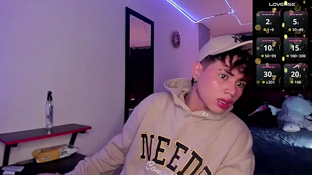 Snapshot of Jostin18 chatting on 09-16-25, 01:23 Jostin18 online show from 09-16-25, 01:23