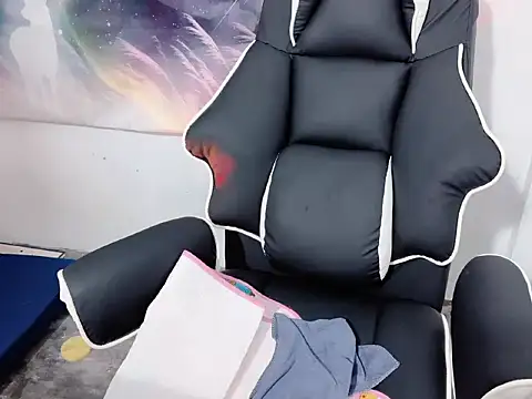 Bino119 online show from 11-05-25, 01:44