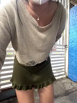 Snapshot of FishingGirl chatting on 09-19-25, 02:13 FishingGirl online show from 09-19-25, 02:13